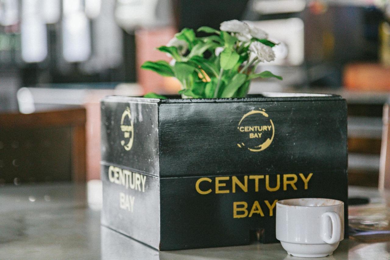 Century Bay Private Residences Sungai Dua Bukit Exterior photo